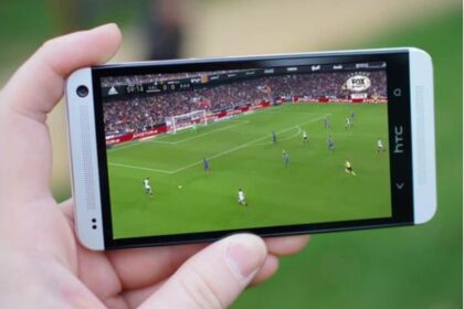 La télévision en direct en un clic : l'innovation derrière la nouvelle application malaisienne